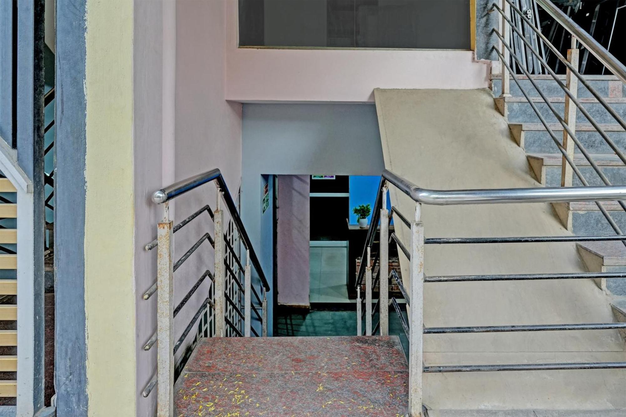 Hotel O Skylark Service Apartment Bangalore Exterior foto